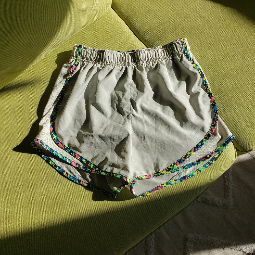 Nike dri-fit shorts - Picture 4 of 9